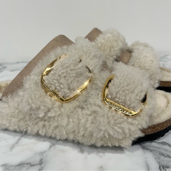 Birkenstock Arizona Gold Big Buckle Shearling Teddy Slide Sandals Cream Size 6 - Picture 6 of 16